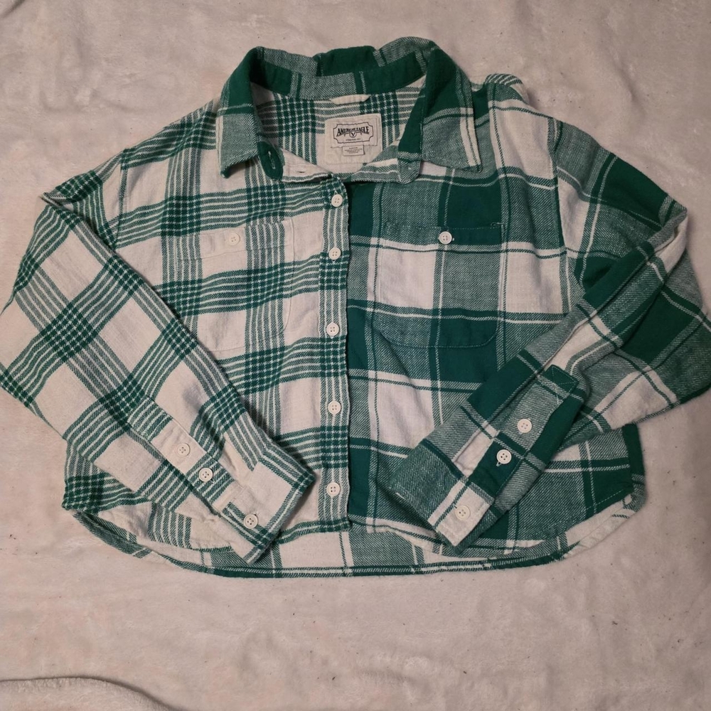 American Eagle Outfitters Green and White Plaid Shirt
